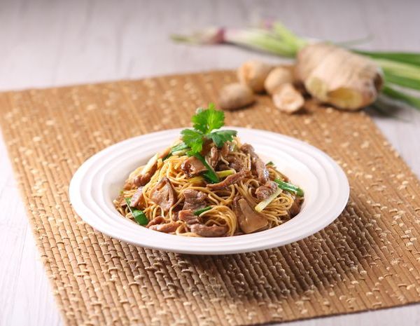 Mie Telur Direbus dengan Saus Tiram