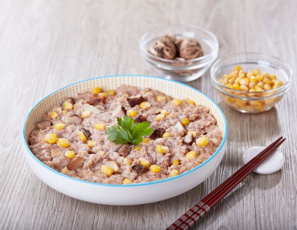 Daging Babi Kukus, Jamur Dan Meatloaf Jagung Manis