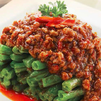 Tumisan Kacang Buncis dengan Daging Babi Pedas