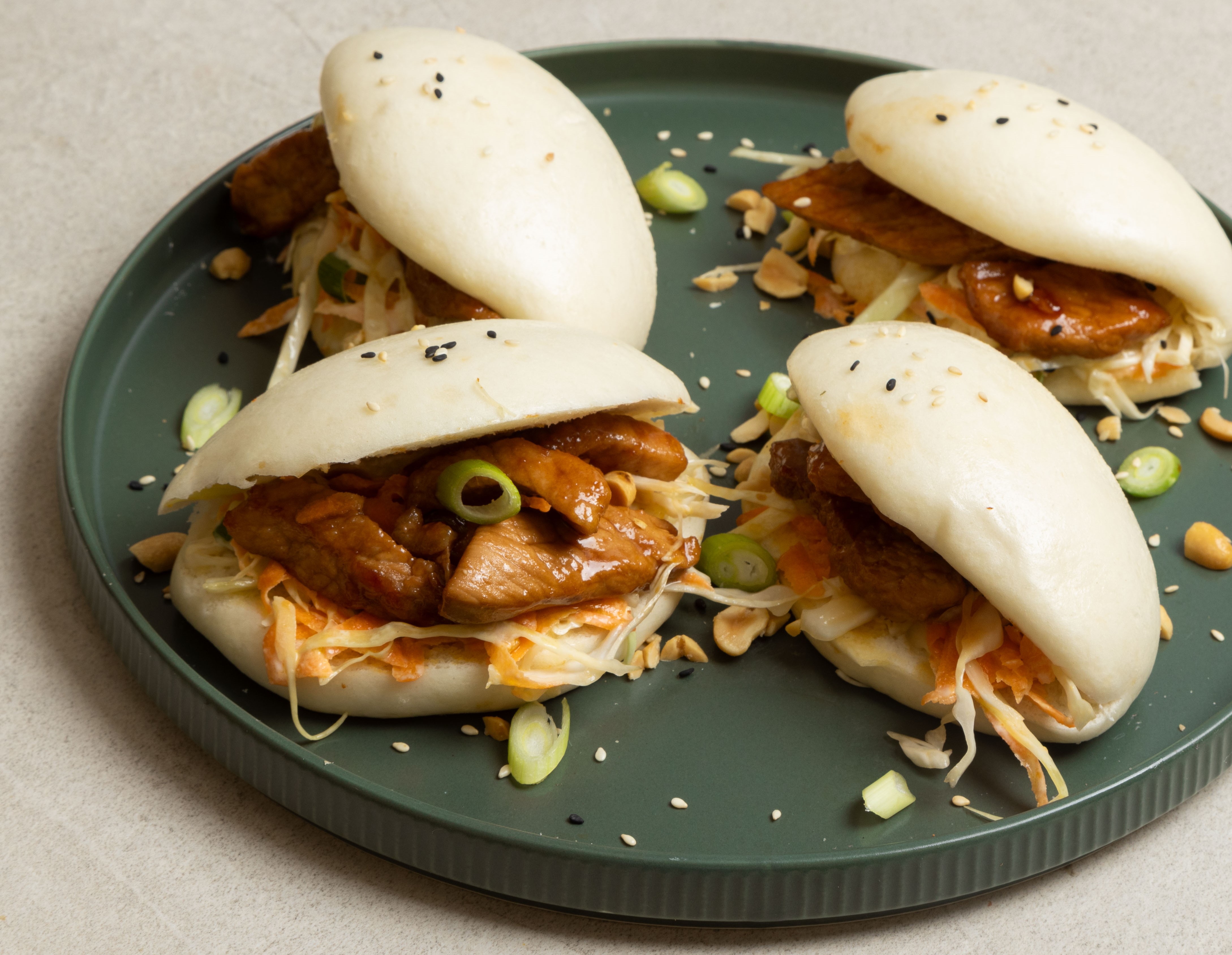 Sticky Hoisin Pork Bao Buns 600 x 465