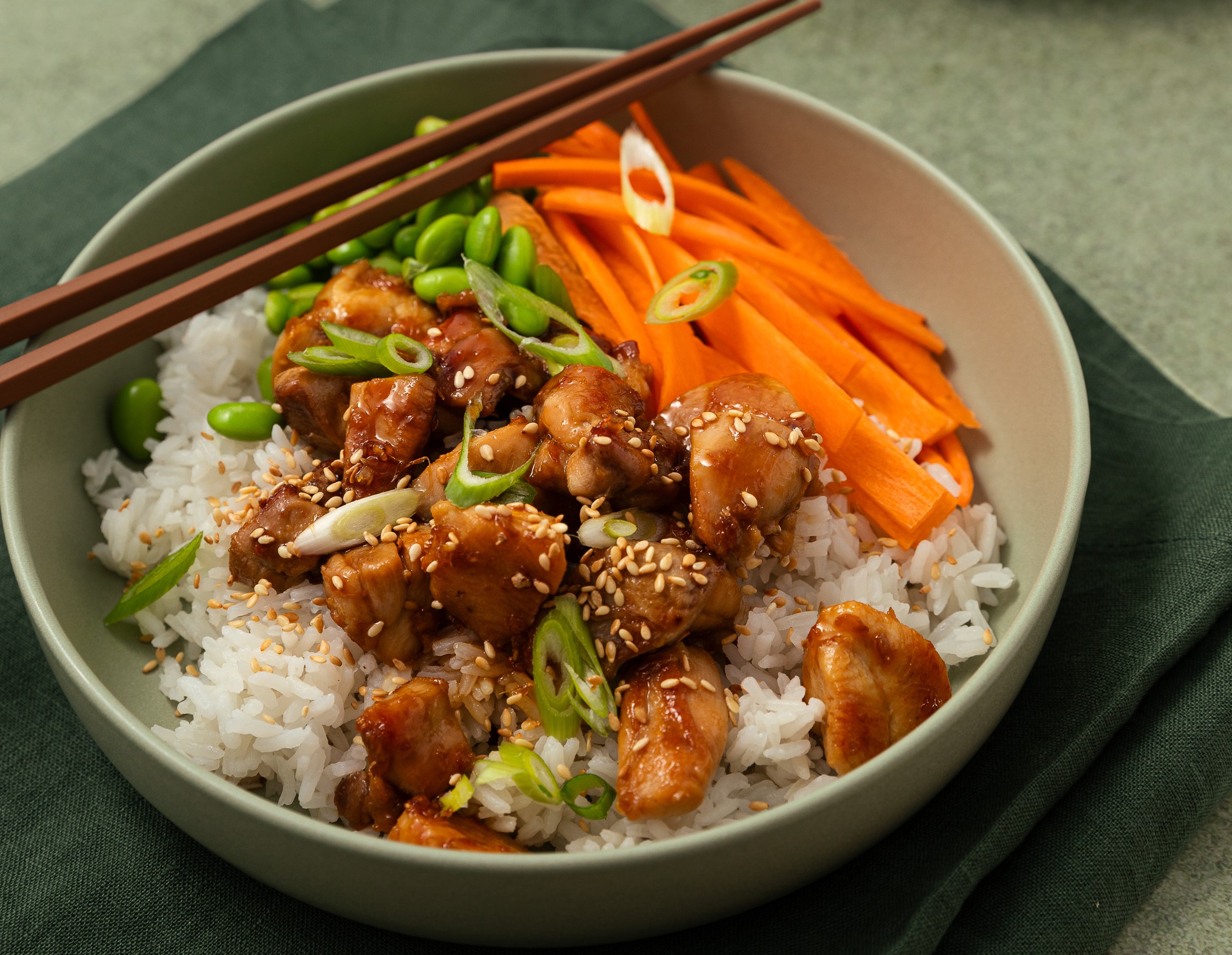 LKK - teriyaki chicken bowls - angle 600x465