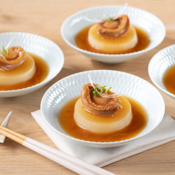 Daikon Nimono with Abalone 