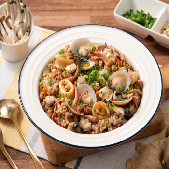 蛤蜊中卷十穀炊飯