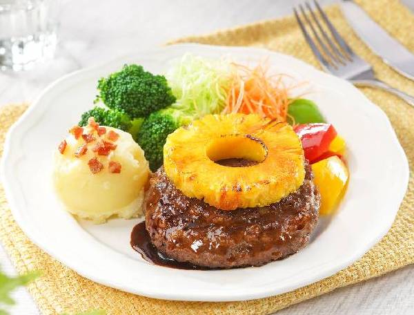 Caramelized Pineapple Burger Steak