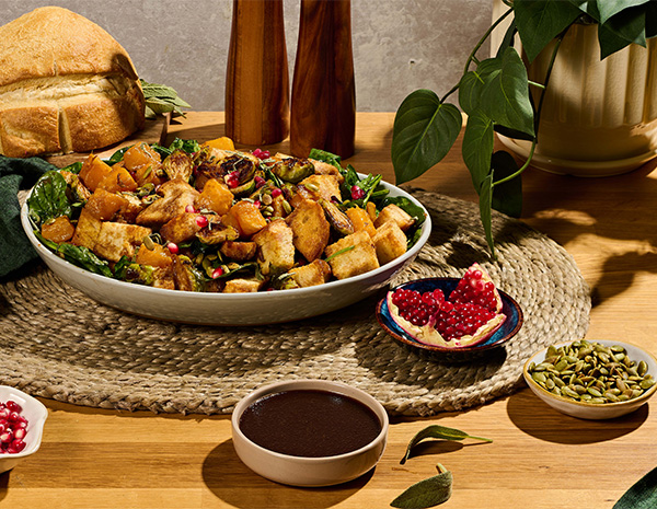 A panzanella salad recipe made for the autumn season.