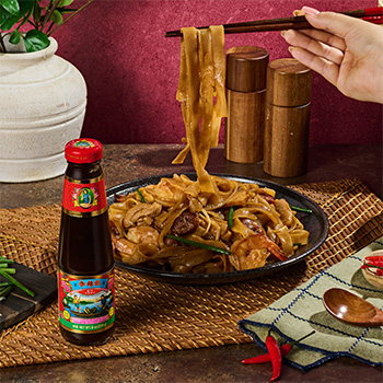 A Char Kway Teow recipe for Malaysian rice noodles.