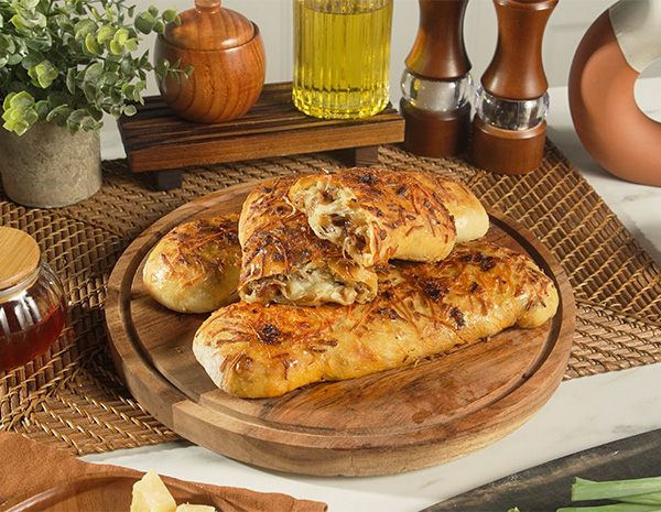 A char siu chicken recipe served inside a chicken bake recipe.