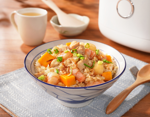 Seasoned Rice with Seafood and Pumpkin