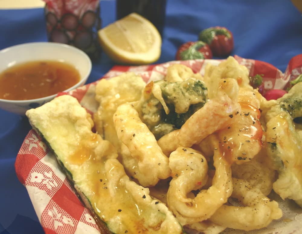 Recipe Tempura Basket with plum Sauce