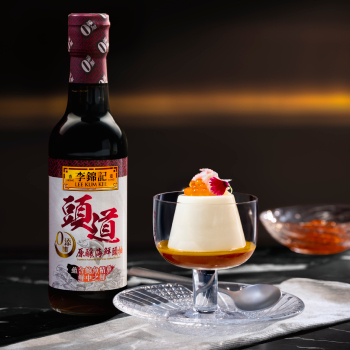 蟹肉豆腐慕斯配頭道蜂蜜醬