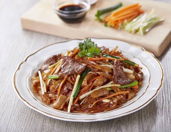 瑞士汁炒牛肉河粉