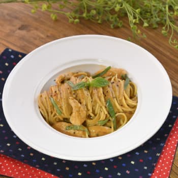 HK_recipe_350_喇沙九層塔雞肉意粉