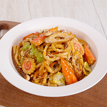 Japanese Stir-Fried Udon With Seafood