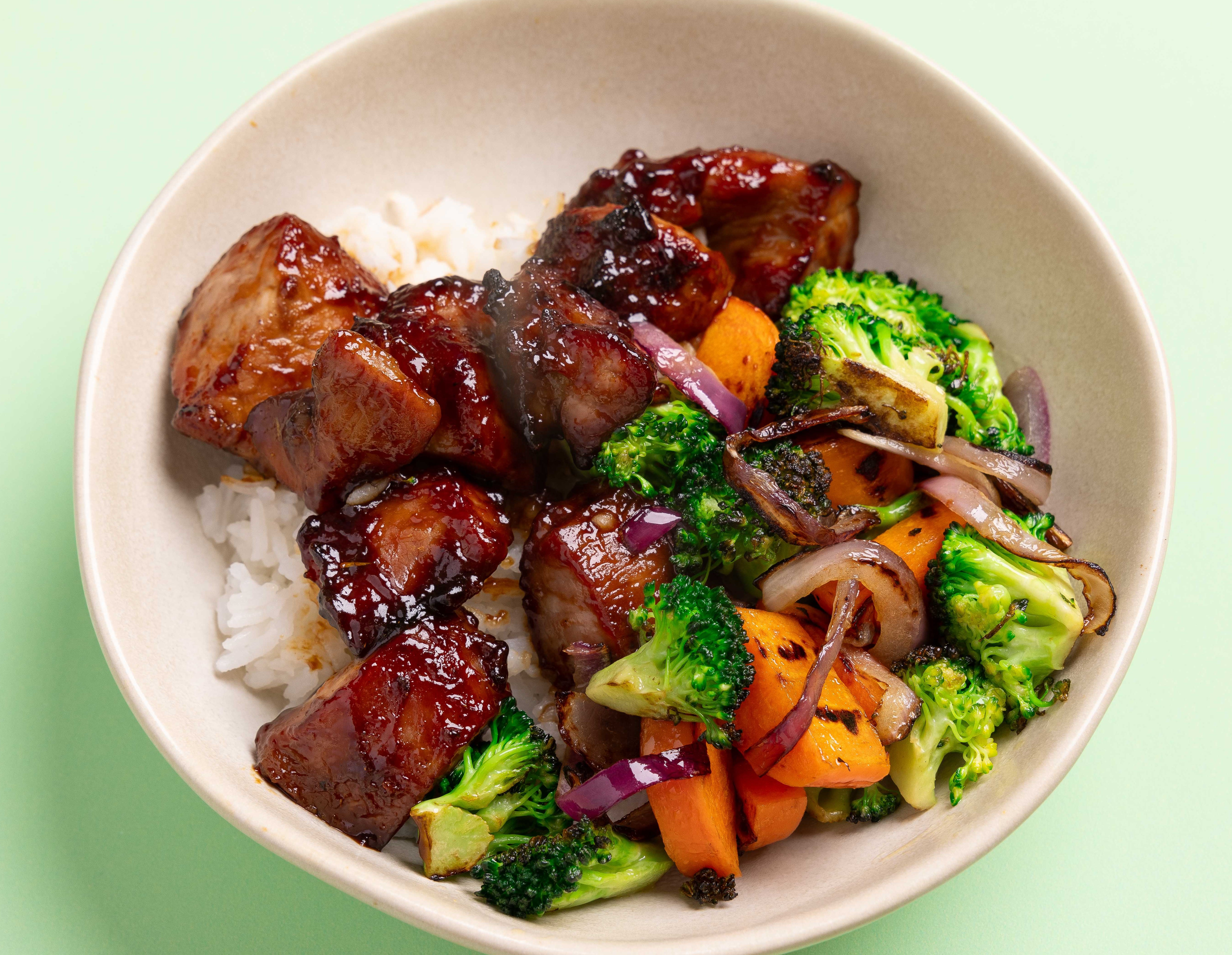 Char Siu Pork with Stir Fried Vegetables 600x465