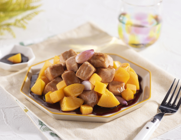 一口蜜桃醋香黑豚肉