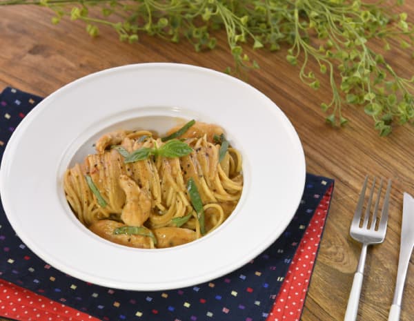 HK_recipe_600_喇沙九層塔雞肉意粉