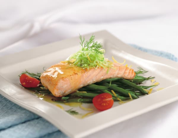 Grilled Salmon in Lemon Sauce