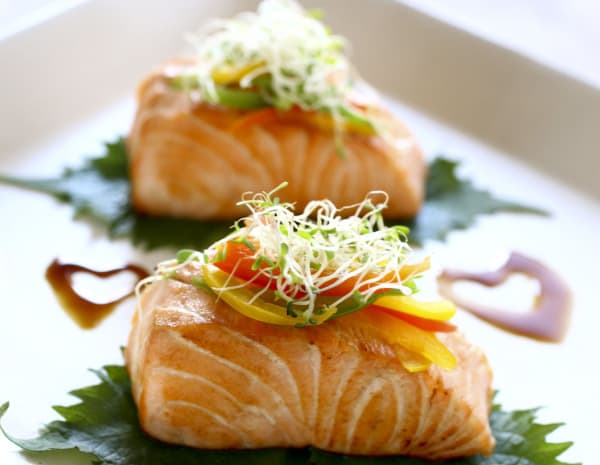Pan-fried Salmon with Assorted Capsicum
