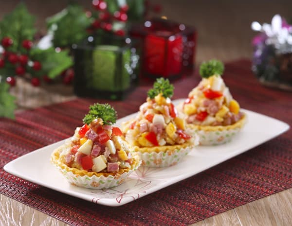 HK_recipe_600_Savoury egg and bacon tartlets