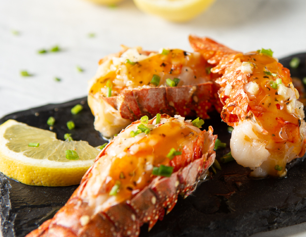 檸檬黑胡椒香烤龍蝦尾