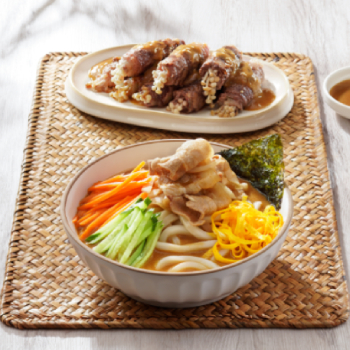 沙爹豚肉湯麵配金菇肥牛卷_350