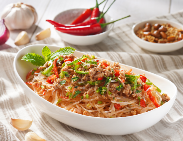 Thai-Style Minced Meat Glass Noodle Salad600x465