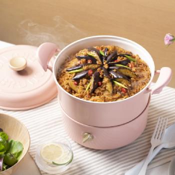 HK_Recipe_350_Fried Rice Noodles with Spicy Eggplant and Pork