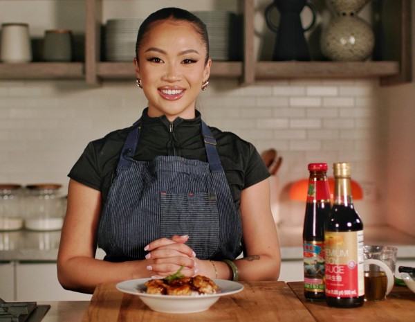 A honey glazed shrimp recipe by Chef Tue Nguyen.