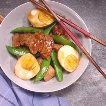 豚角煮　卵入り