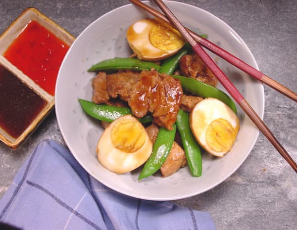 豚角煮　卵入り