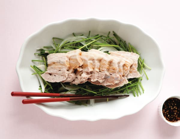 바베큐 소스를 곁들인 돼지고기 수육