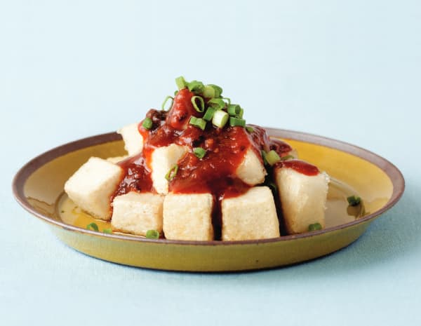 마늘콩 소스를 곁들인 두부구이