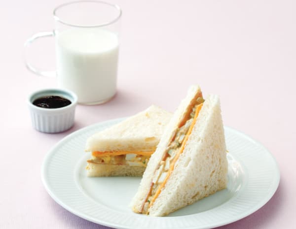 검은콩소스 샌드위치