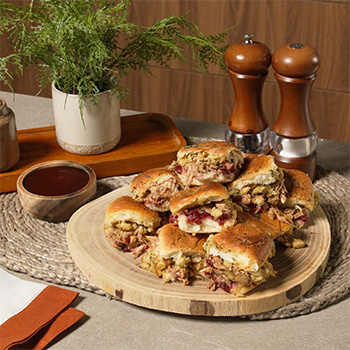 A Thanksgiving leftovers recipe transformed into a sliders recipe.
