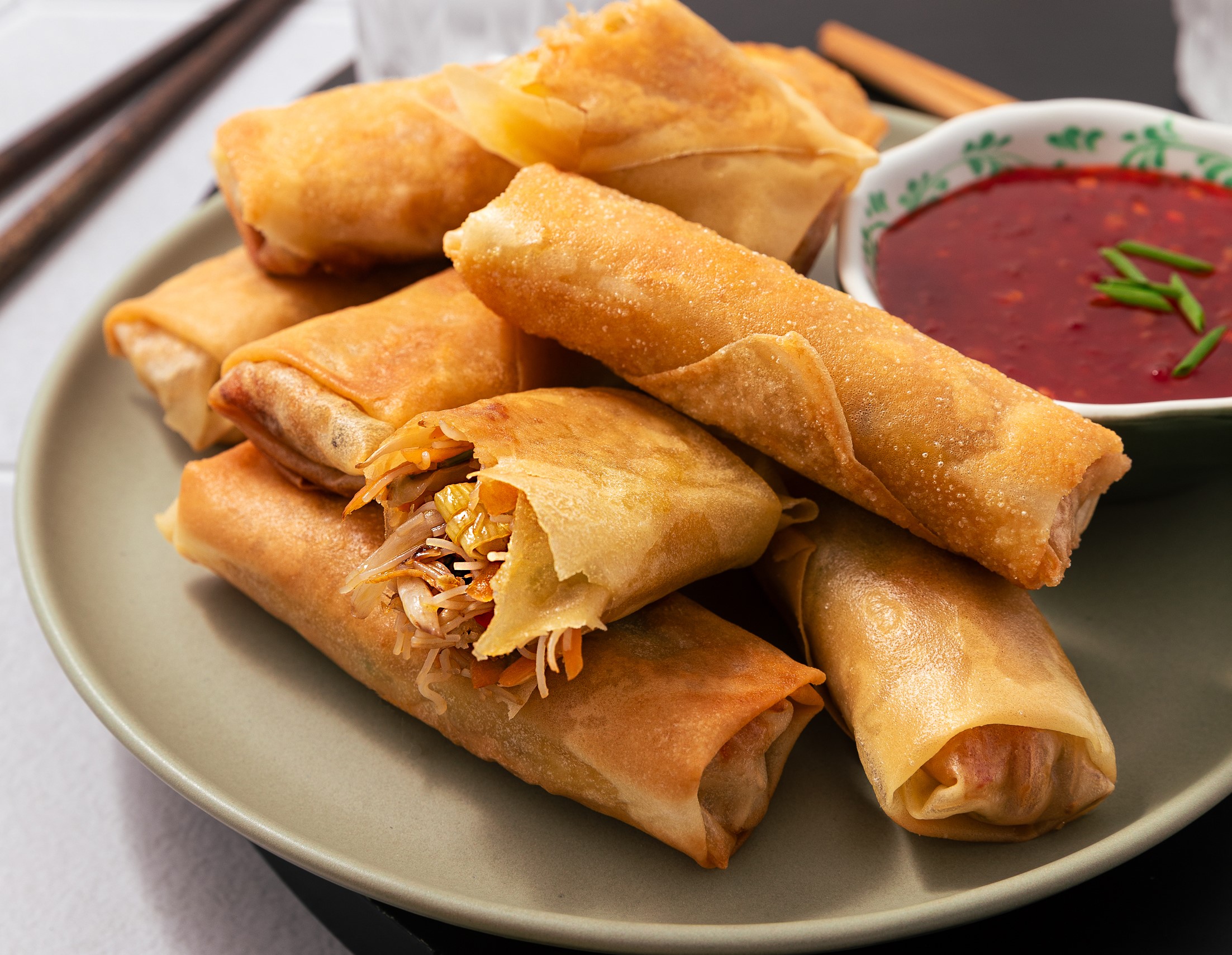 LKK - vegetable spring rolls - angle 600x465