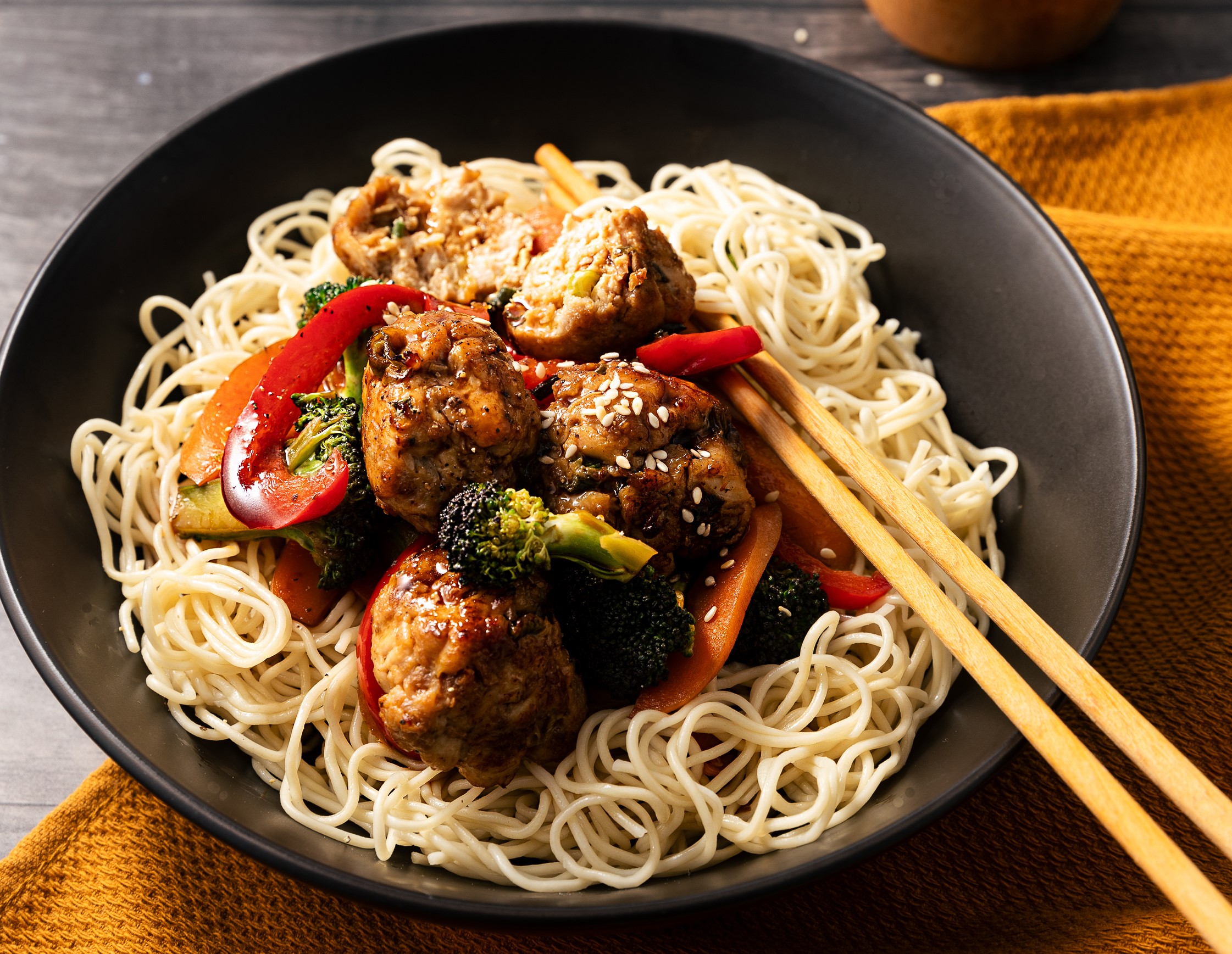 LKK  chicken meatballs  noodles  angle 600x465