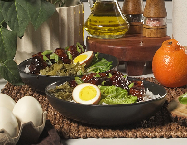 A Lu Rou Fan recipe for Taiwanese Style Braised Pork Rice.