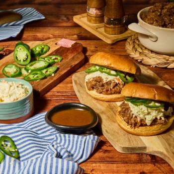 A pulled pork sandwich recipe served with a Hoisin barbecue sauce.
