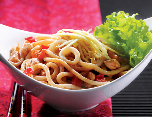 幼滑虾酱拌乌冬面与青芒果