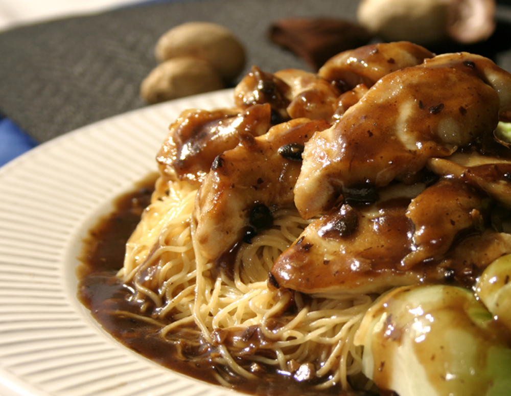 Recipe Chicken with Egg Noodles and Bok Choy