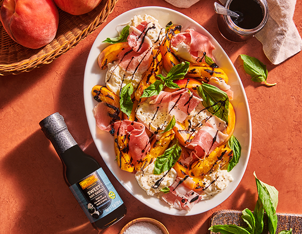 Recipe Grilled Peach Burrata Salad