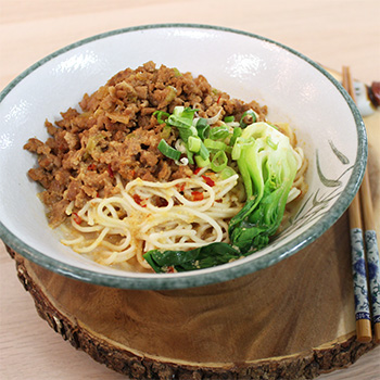日式擔擔麵