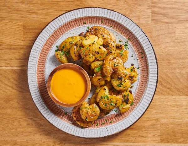 Recipe Mini Smashed Potatoes with Sriracha Mayo