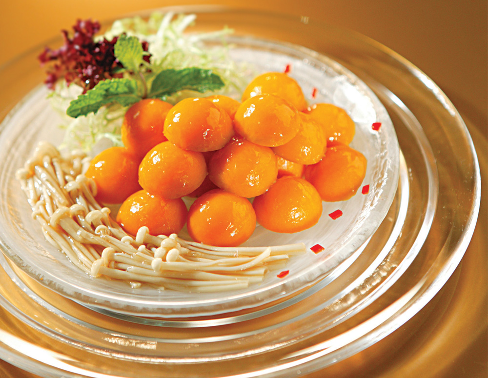 Recipe Pumpkin Balls with Enoki Mushrooms