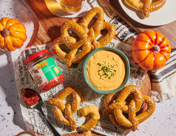 Recipe Pumpkin Beer Queso with Pretzels