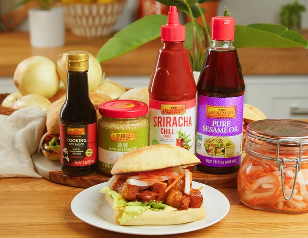 Recipe Spicy Pork Belly Sandwich