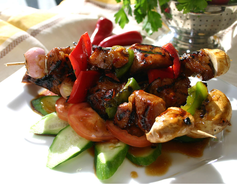 Recipe Summer Beef Kabobs and Vegetables
