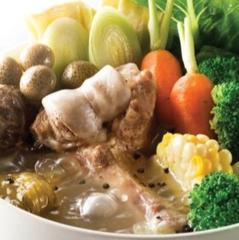 Black Pepper & Pork Bone Hot Pot