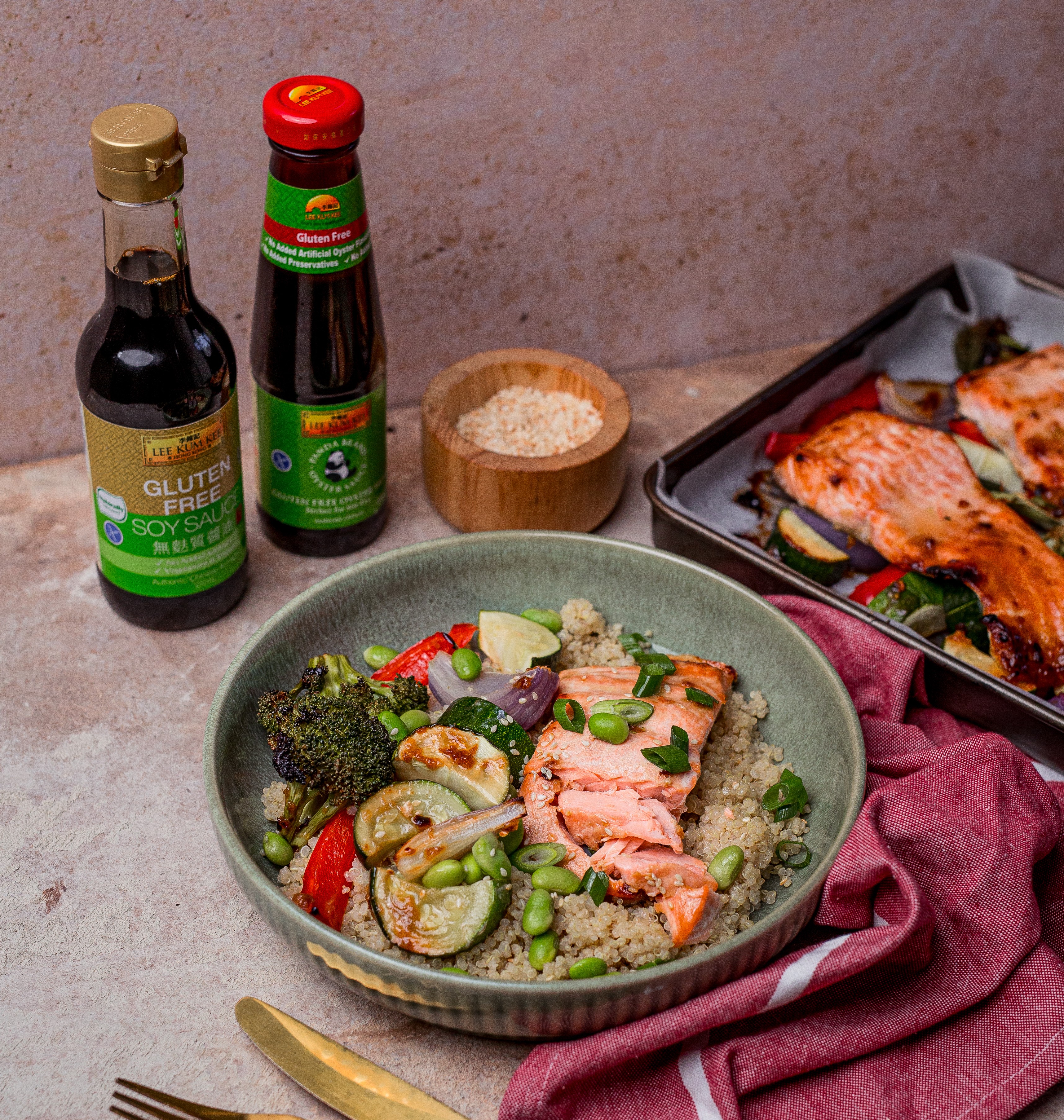Sticky  Salmon Tray Bake-4818
