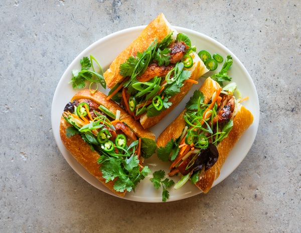 Lee Kum Kee Char Siu Chicken Rolls_600 x 465 px